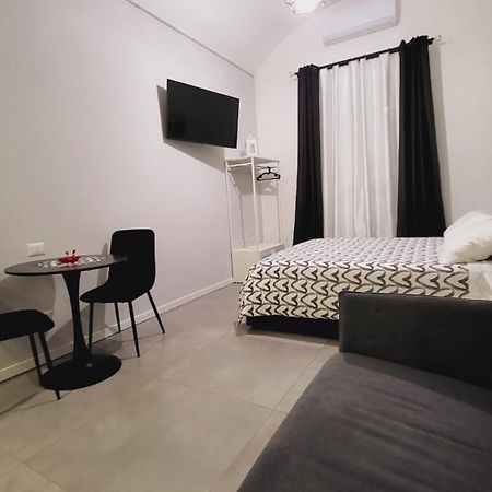 Bed and Breakfast Giglio Rosso Бари Экстерьер фото